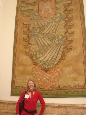 Wapen van Alkmaar en ik in Statenzaal op het Provinciehuis te Haarlem
